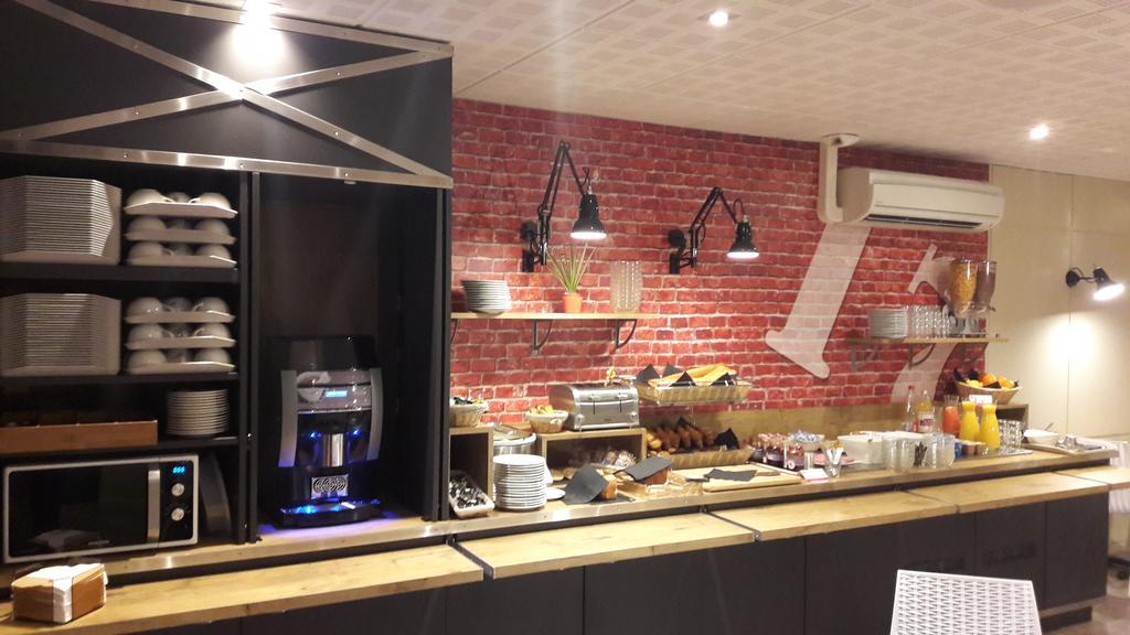 Brit Hotel La Rochelle Perigny Екстериор снимка